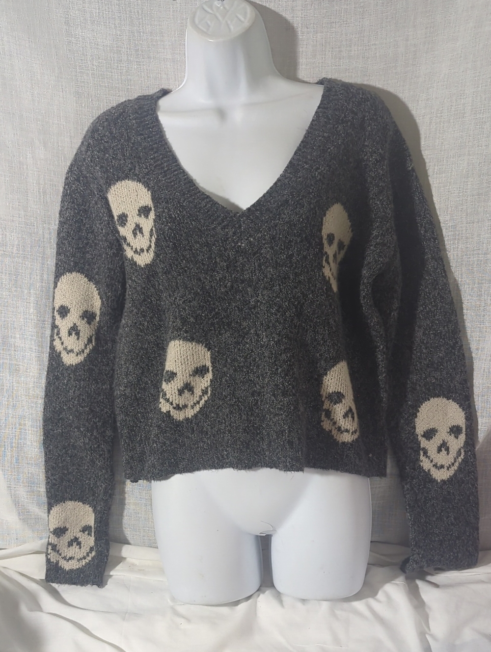 Hippie Rose Charcoal V-Neck Skull Knit Sweater - Cream Skulls